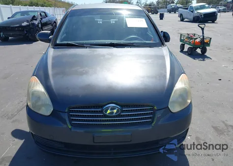 2008 Hyundai Accent Gls z USA, uszkodzony, nr VIN KMHCN46C68U259342
